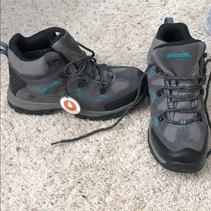 Women hiking boots